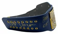 Hogan's Beach Shop Universal Championship Blue Replica Title Signed -Hogans Beach Shop 933f5c5c 25c9 4dde ae01 acaf9914afc0