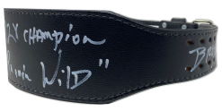 Hogan's Beach Shop Hulk Hogan Dumbell Weightbelt Signed -Hogans Beach Shop acdbd159 19f4 4455 92b1 1189854974dd